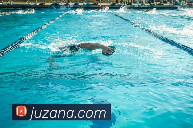 川岛永嗣法甲赛场关键扑救力保球队不失分